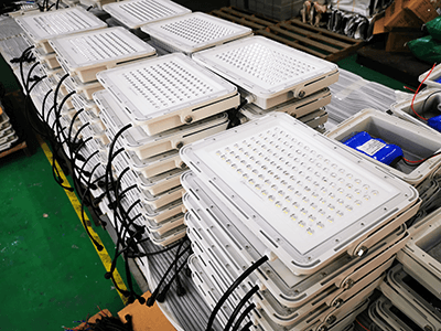 solar flood light ST-A finished