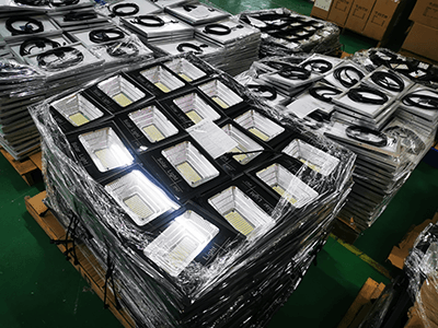 solar flood light ST-B packing