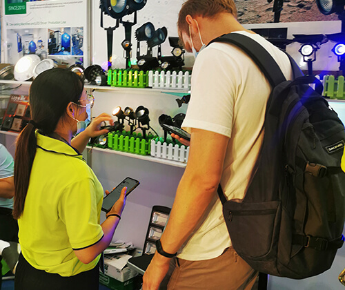 LED Solar lights manufacturer attended the lighting exhibition