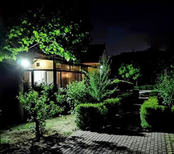 solar flood light application