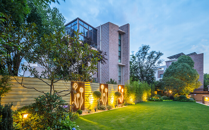 solar garden light application