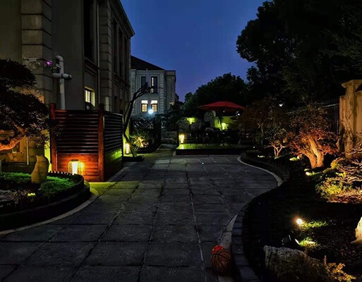 solar garden spotlight villa